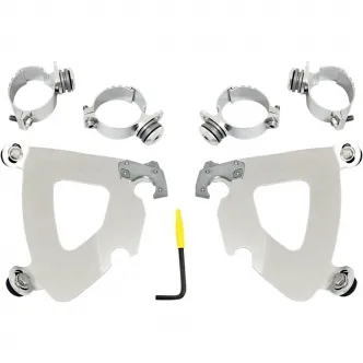 Memphis Shades Gauntlet Fairing Trigger-Lock Mounting Kit In Polished Stainless Steel For HD Dyna And Softail Models (MEK1993)