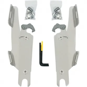 Memphis Shades Trigger-Lock Mounting Kit for Memphis Fats/Slim/Batwing Windshields in Polished Stainless Steel For HD Softail Models (without OEM light bar) (MEK1951)